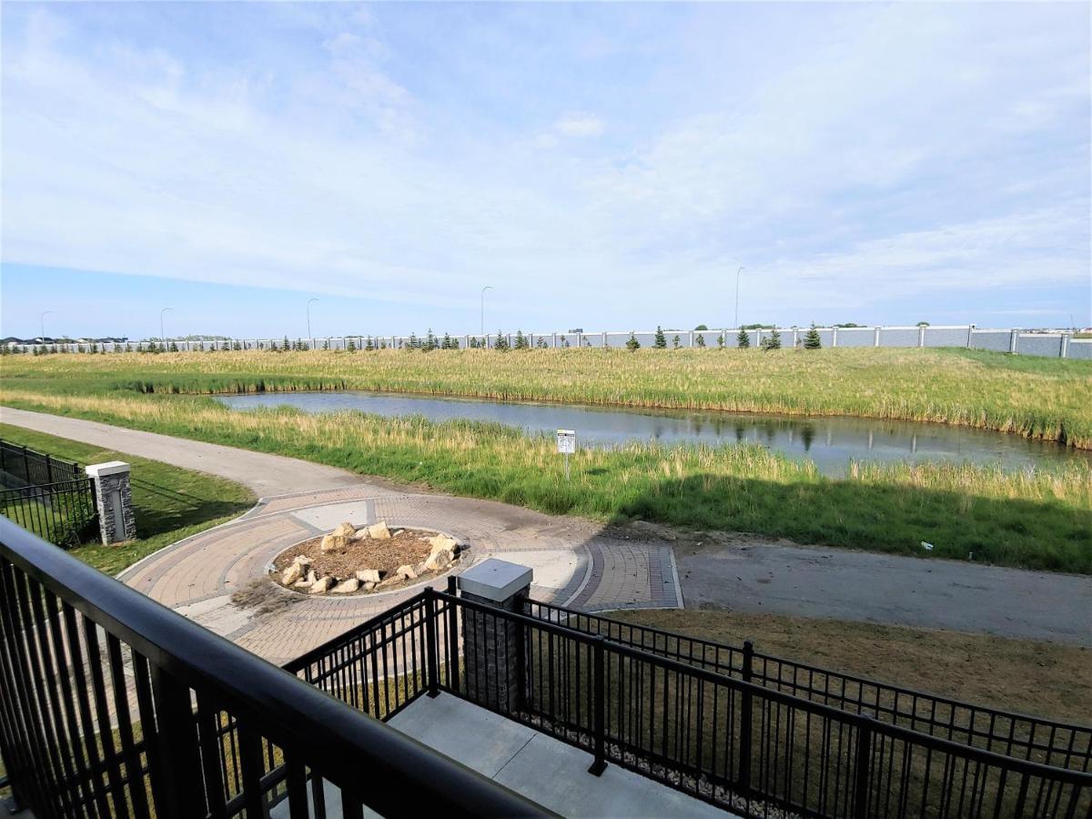 Serene 2 Bedroom Condo With Balcony And Lakeview Winnipeg Exterior photo