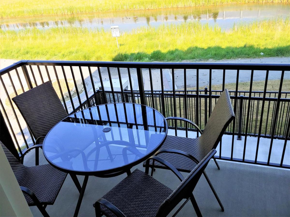 Serene 2 Bedroom Condo With Balcony And Lakeview Winnipeg Exterior photo